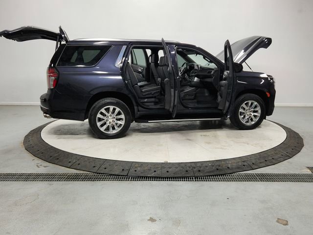 Used 2023 Chevrolet Tahoe Premier AWD/4WD image 16