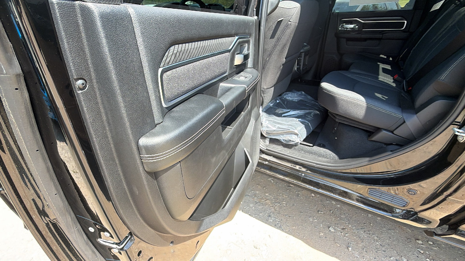 New 2026 RAM 2500 Big Horn AWD/4WD image 18