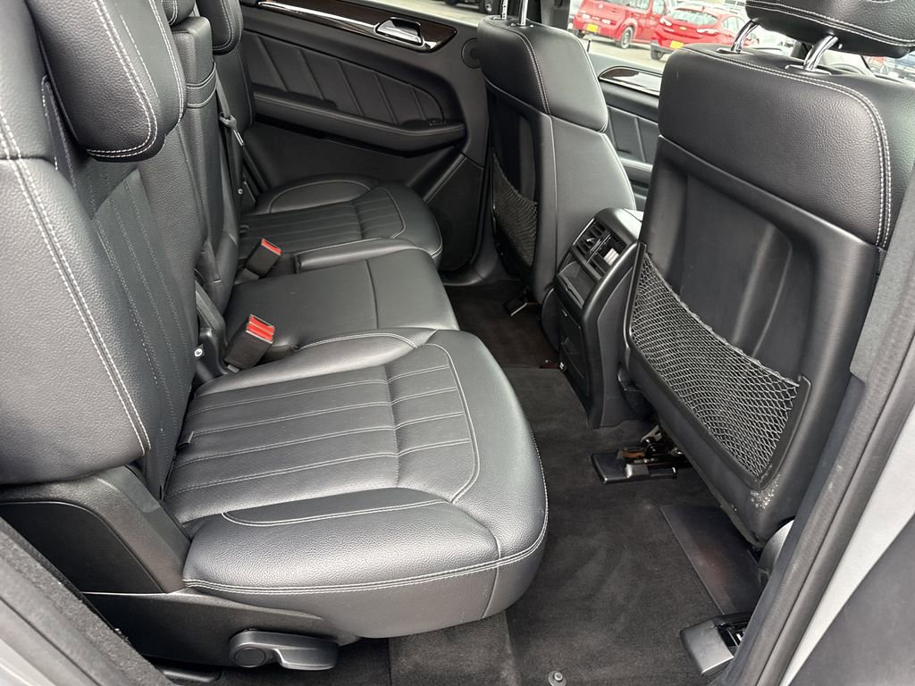 Used 2015 Mercedes-Benz GL 450 4MATIC image 13