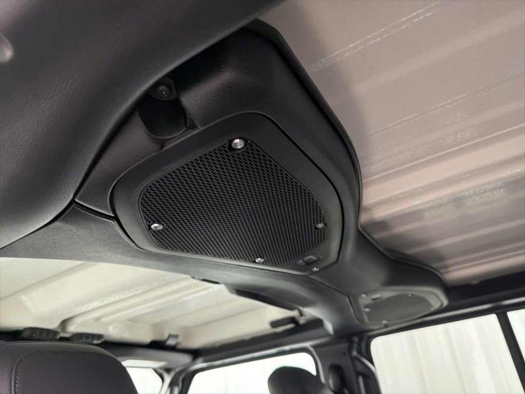 New 2026 Jeep Gladiator Sport image 13