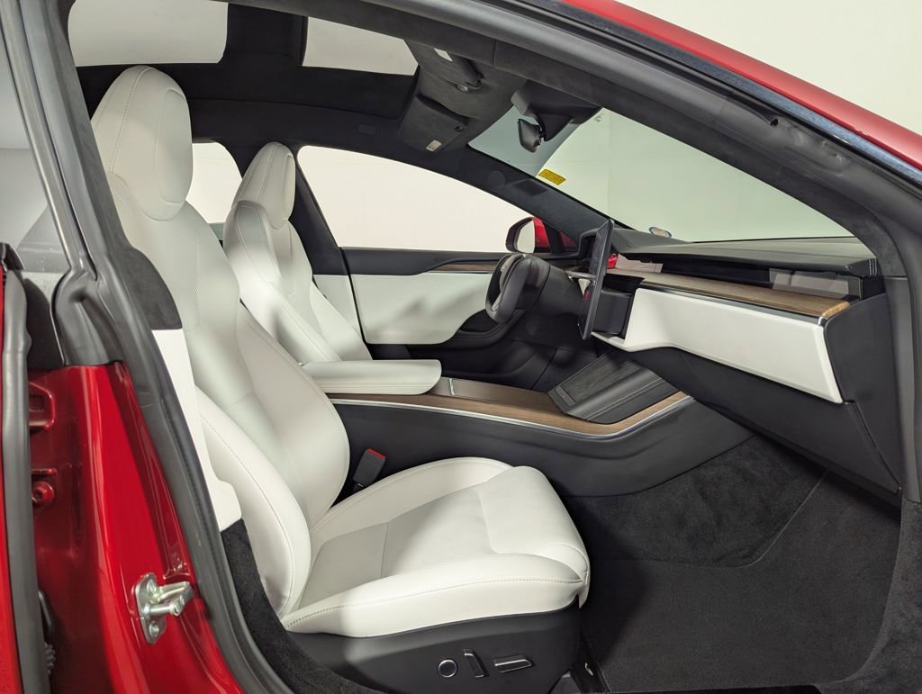 Used 2023 Tesla Model S Standard Range image 65