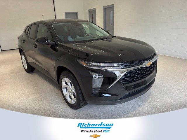 Used 2026 Chevrolet Trax LS w/ LS Convenience Package