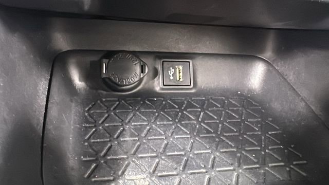 Used 2024 Toyota RAV4 LE image 27