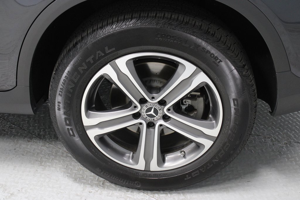 Used 2021 Mercedes-Benz GLC 300 image 17