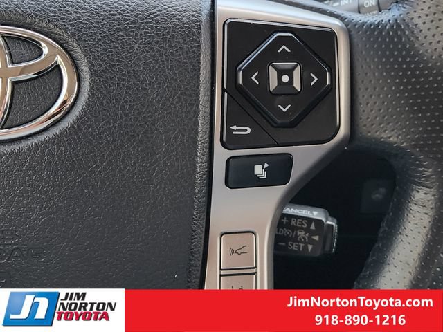 Used 2023 Toyota 4Runner Limited AWD/4WD image 29