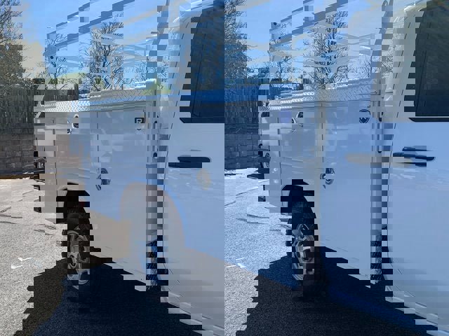 New 2025 GMC Sierra 2500 Pro w/ Convenience Package image 5