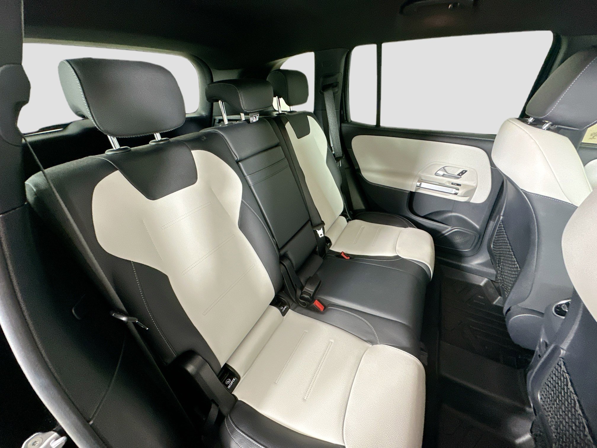 Certified 2023 Mercedes-Benz GLB 250 4MATIC image 30