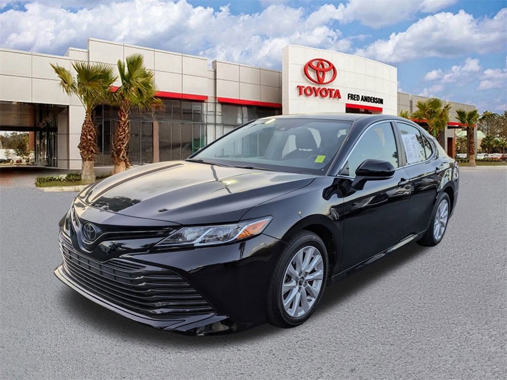 Used 2019 Toyota Camry LE image 9