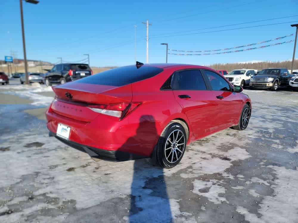 Used 2023 Hyundai Elantra SEL FWD image 5