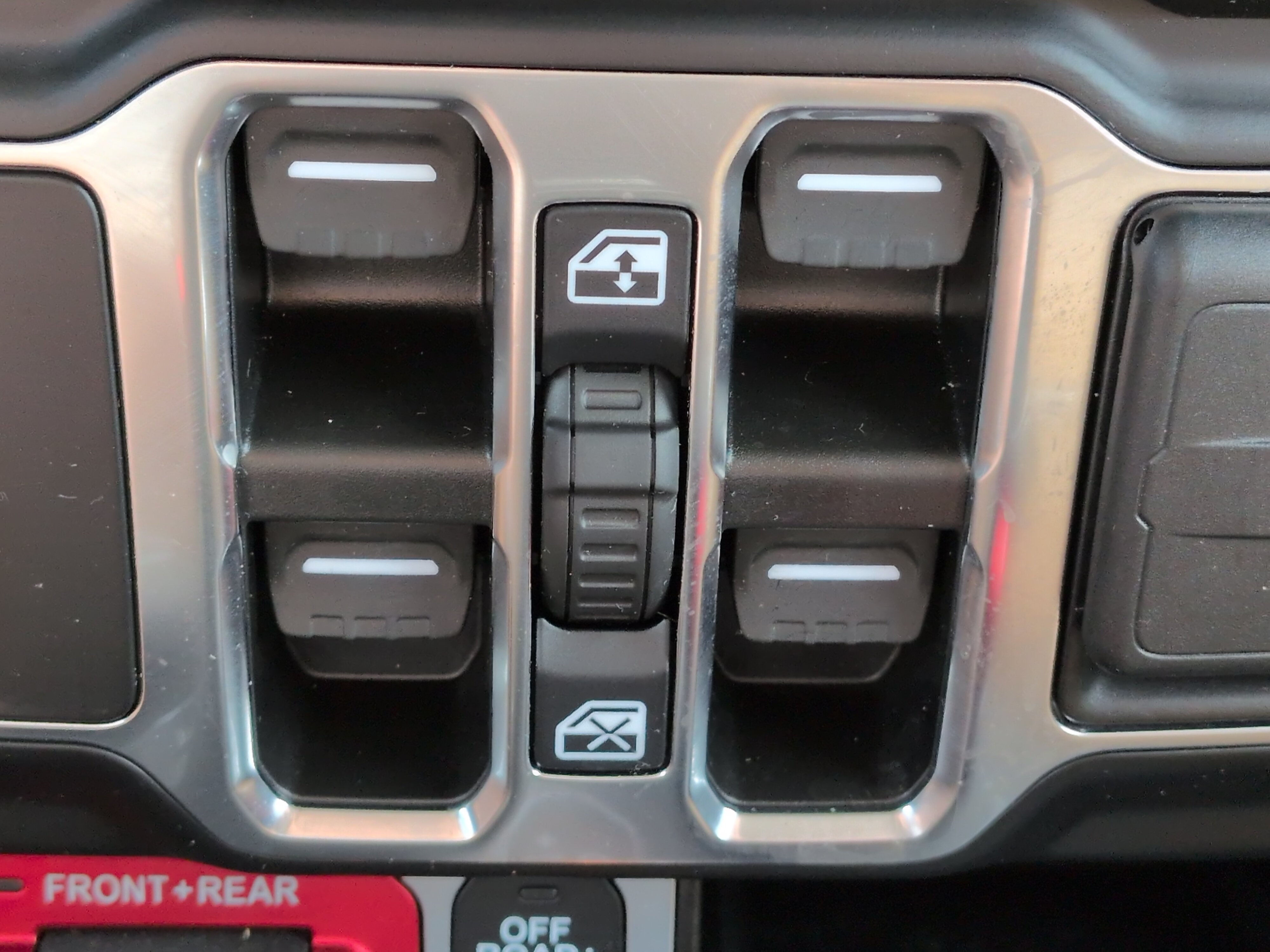 Certified 2022 Jeep Gladiator Rubicon w/ LED Lighting Group AWD/4WD image 22