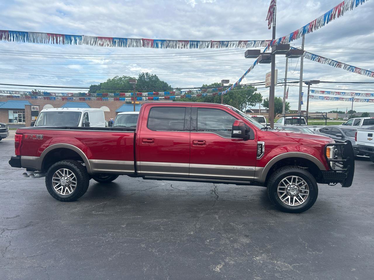 Used 2018 Ford F350 King Ranch w/ King Ranch Ultimate Package AWD/4WD image 4