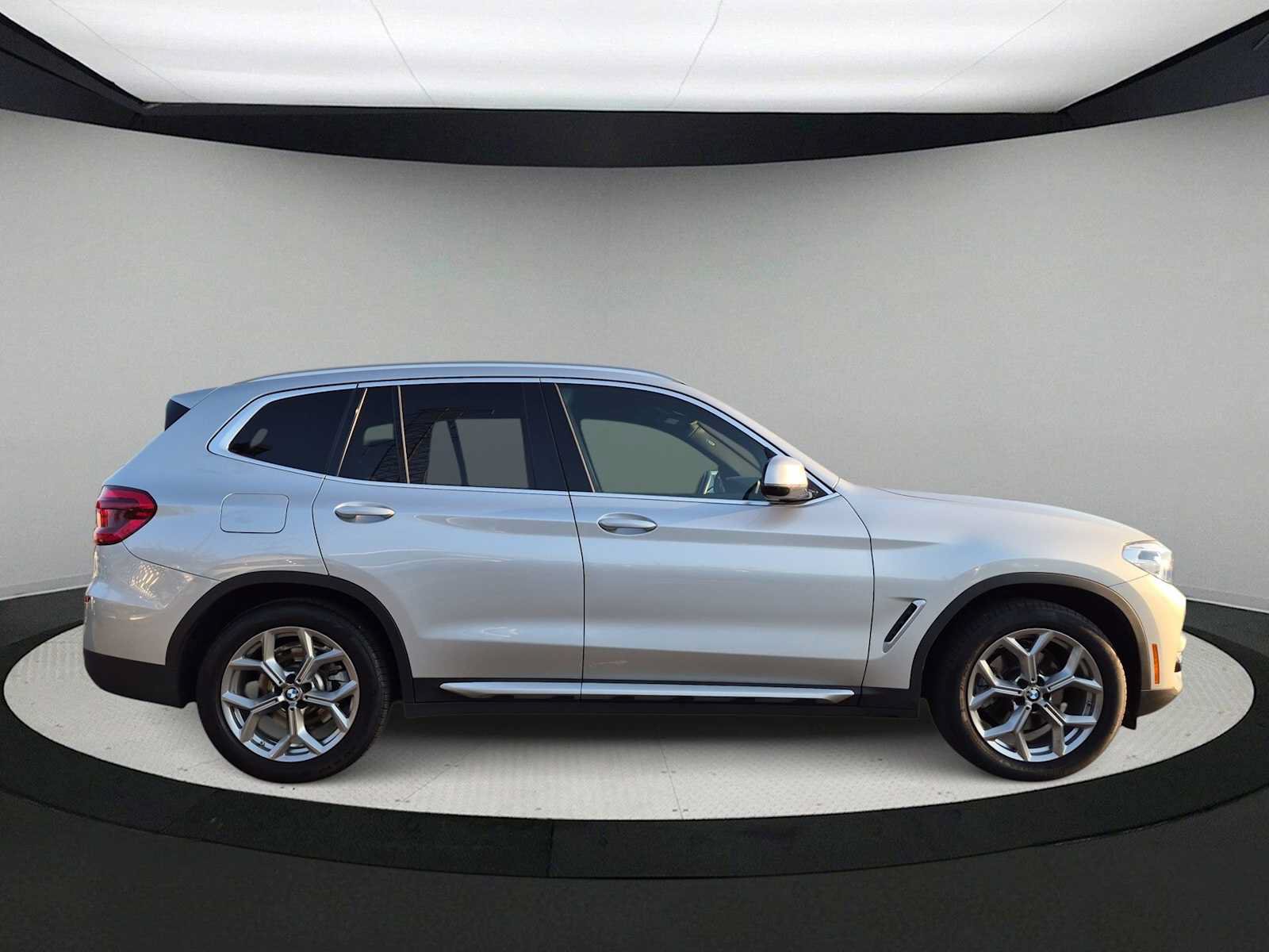 Used 2021 BMW X3 xDrive30i w/ Premium Package AWD/4WD image 9