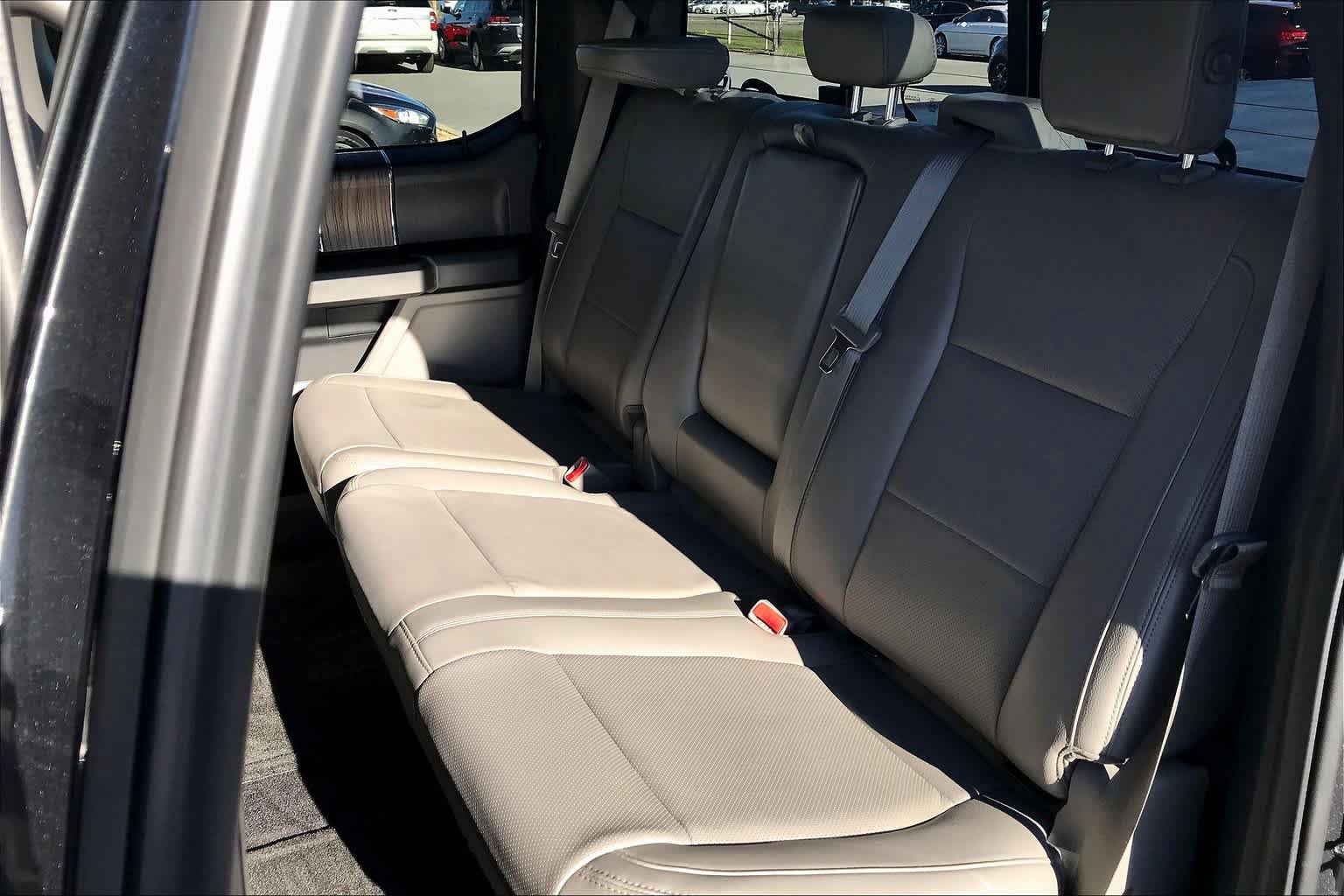 Used 2017 Ford F150 Lariat RWD image 16