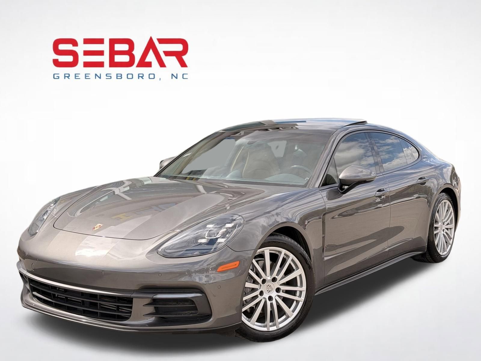 Used 2018 Porsche Panamera 4 image 11