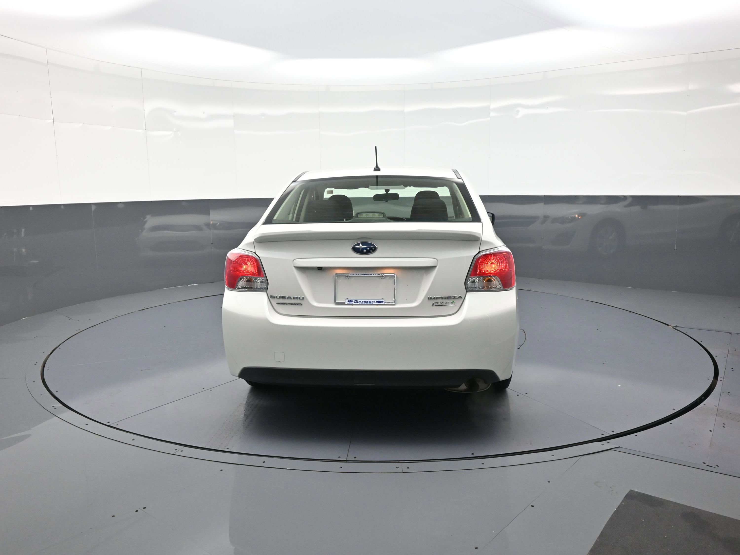 Used 2015 Subaru Impreza 2.0i image 4