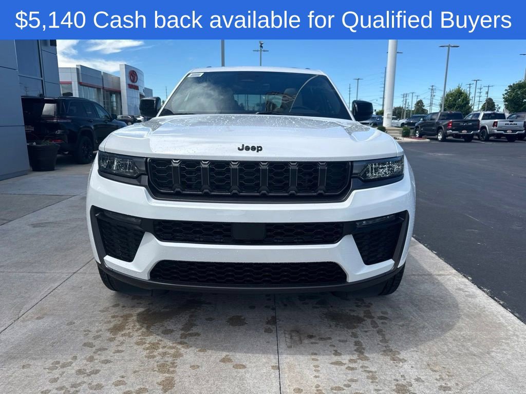 New 2026 Jeep Grand Cherokee Limited w/ Limited Altitude Package AWD/4WD image 2