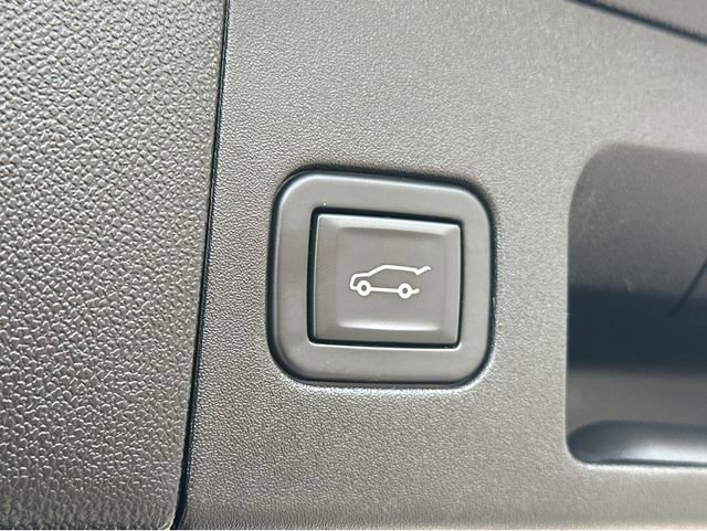 Used 2023 Cadillac XT5 Luxury AWD/4WD image 13
