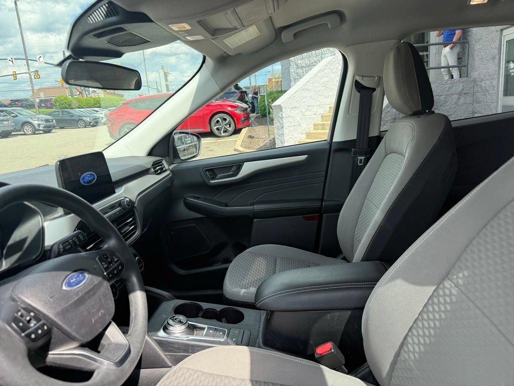Used 2022 Ford Escape SE AWD/4WD image 29