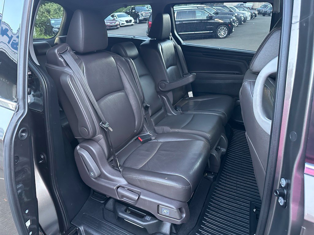 Used 2018 Honda Odyssey Elite image 12