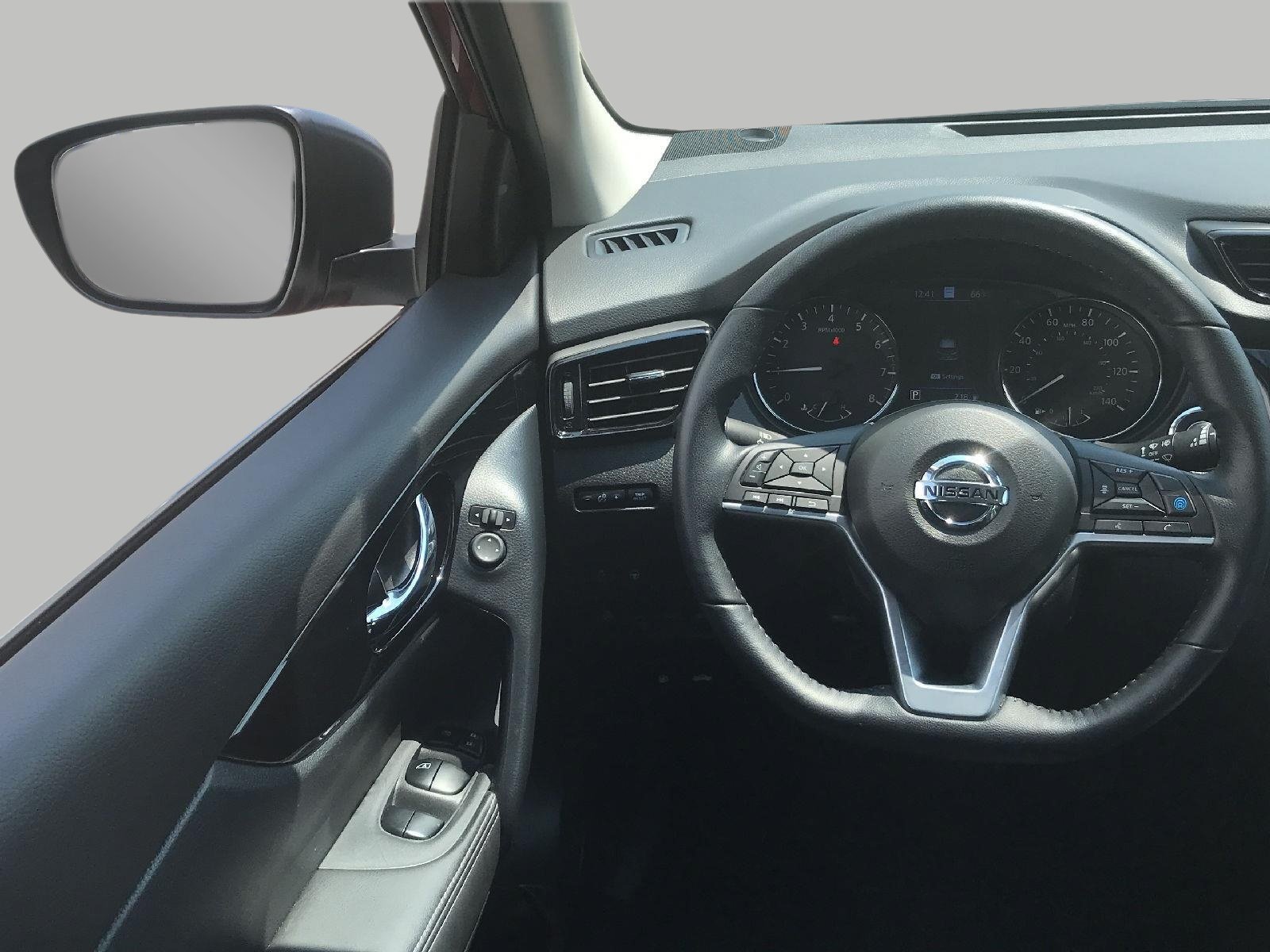 Used 2022 Nissan Rogue Sport SL AWD/4WD image 5