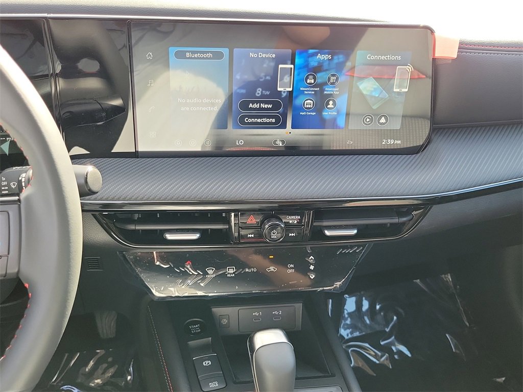 New 2026 Nissan Kicks SR w/ Illumination Package image 9