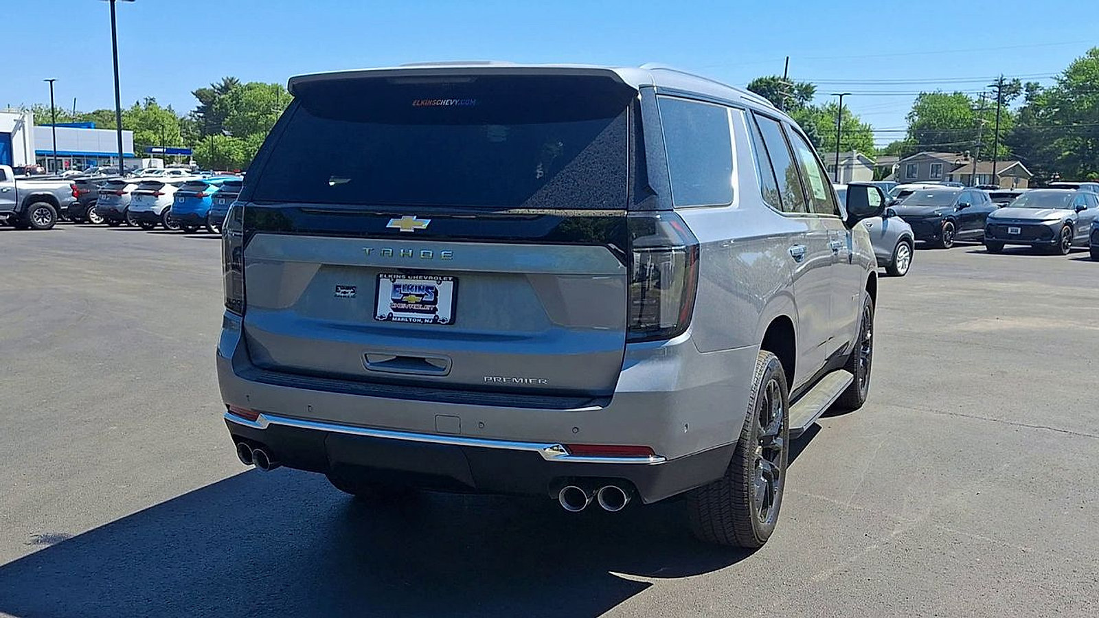 New 2026 Chevrolet Tahoe Premier w/ Sun And Tow Package AWD/4WD image 2