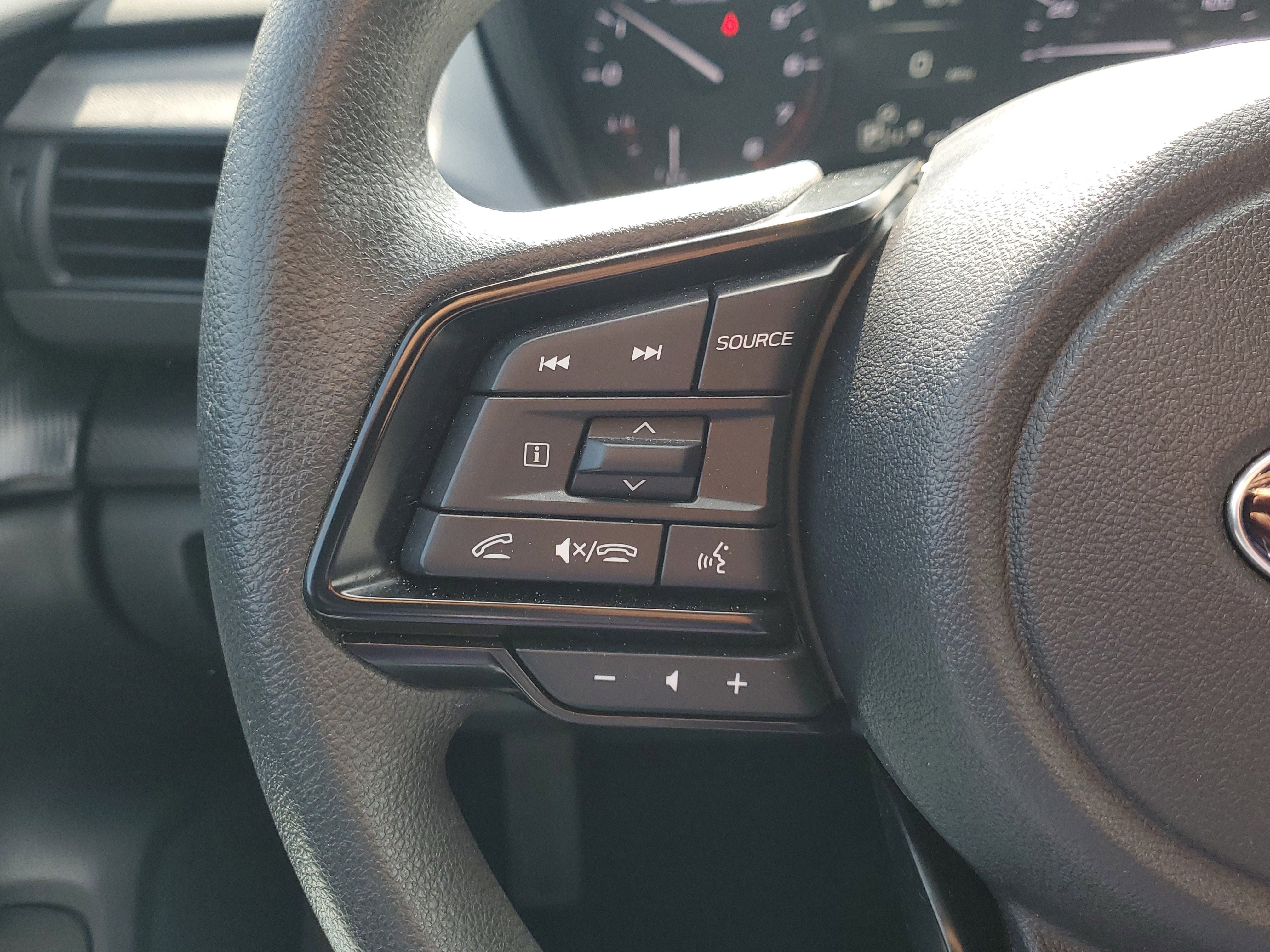 Used 2025 Subaru Crosstrek 2.0i image 24