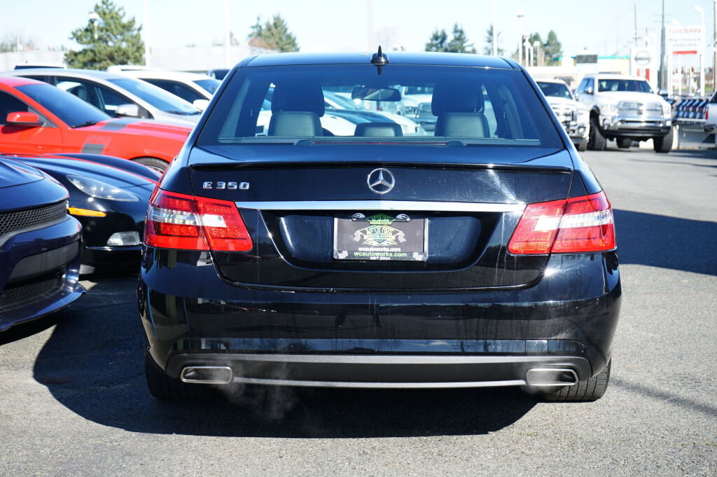 Used 2013 Mercedes-Benz E 350 Sedan image 4