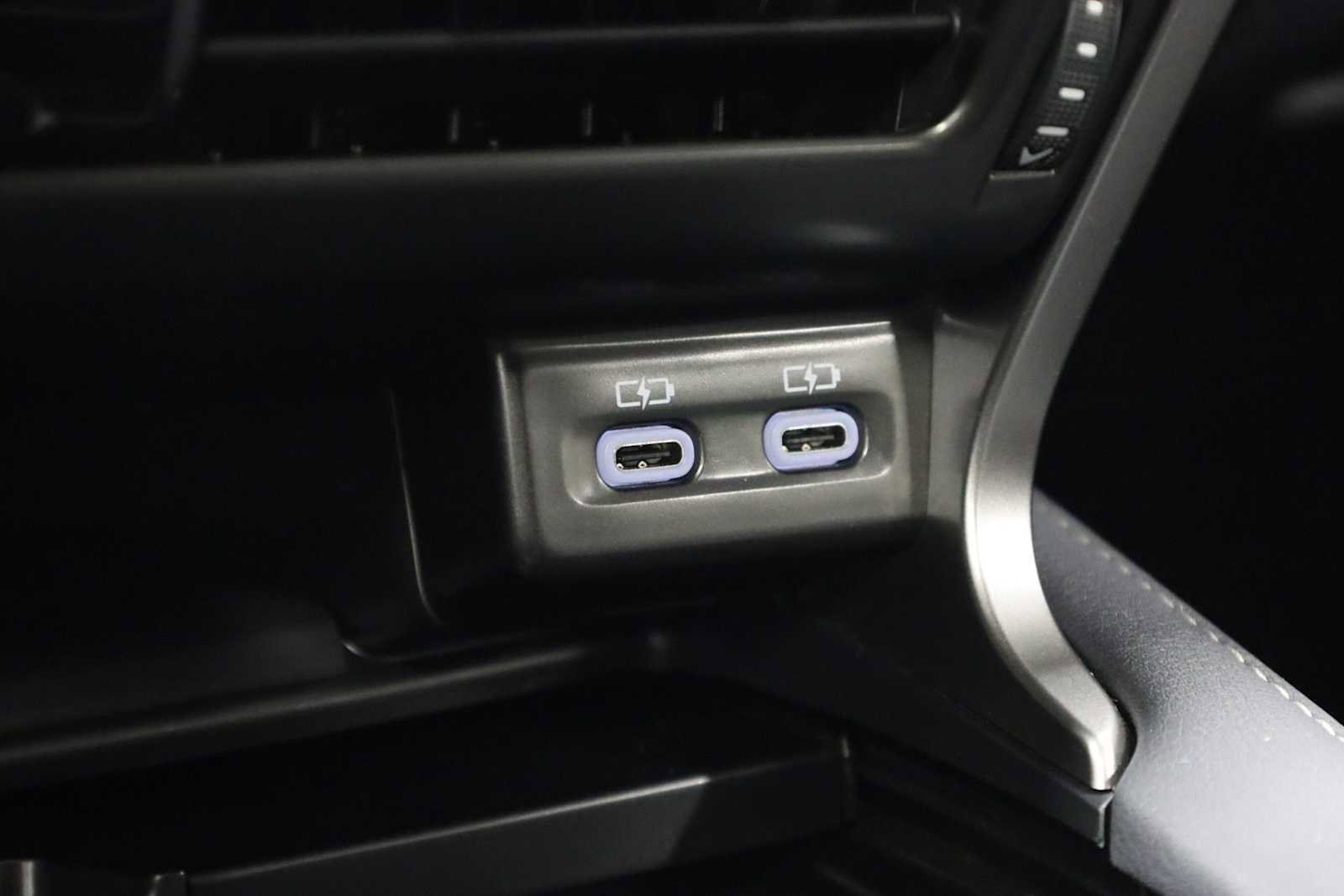 Used 2023 Lexus RX 350 Premium w/ Accessory Package image 33