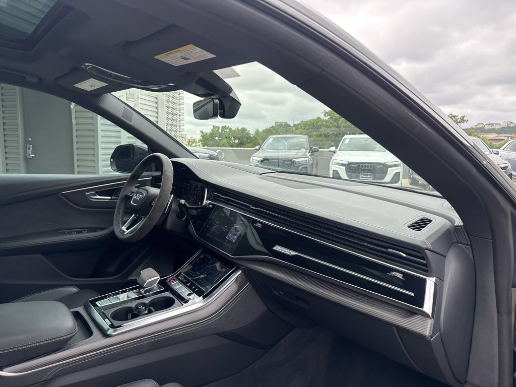 Used 2024 Audi RS Q8 AWD/4WD image 15