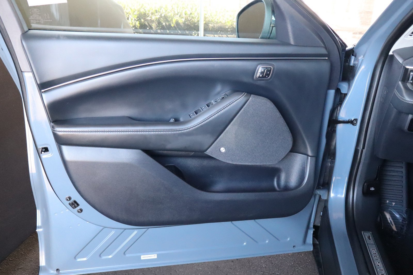 Used 2023 Ford Mustang Mach-E Premium AWD/4WD image 18