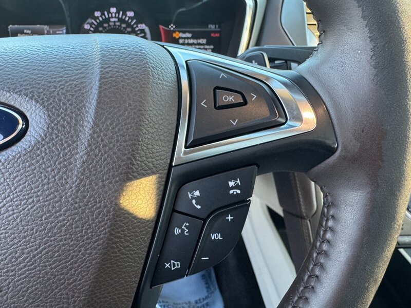Used 2018 Ford Fusion Platinum FWD image 22