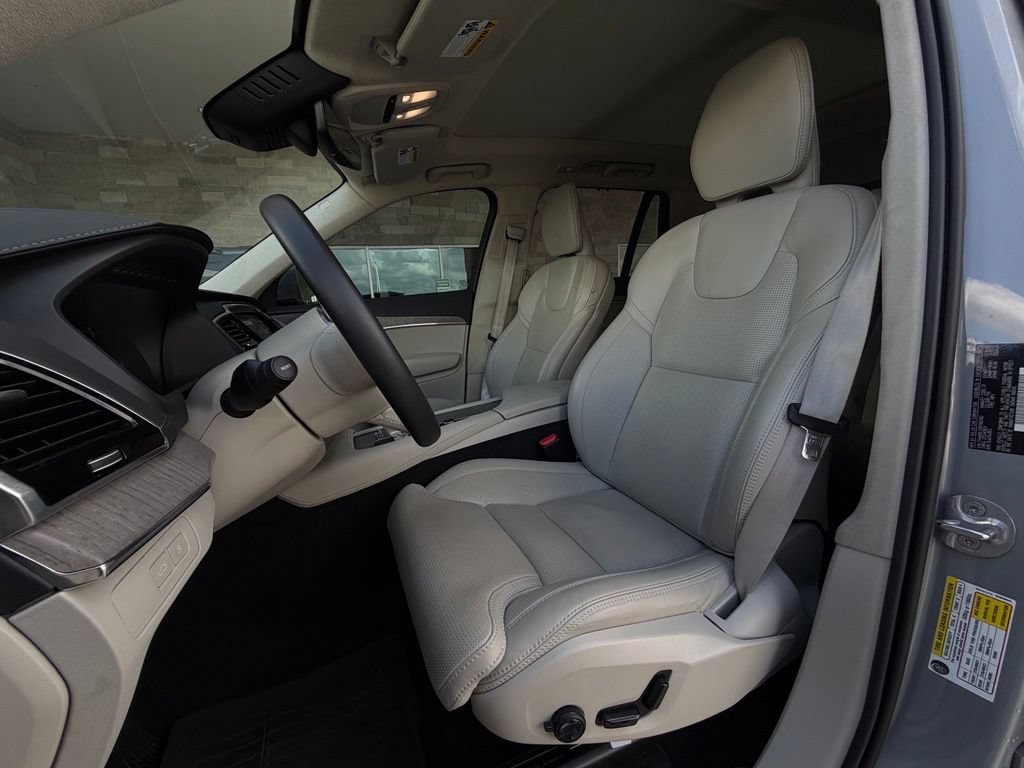 Used 2024 Volvo XC90 T8 Ultimate w/ Lounge Package AWD/4WD image 6