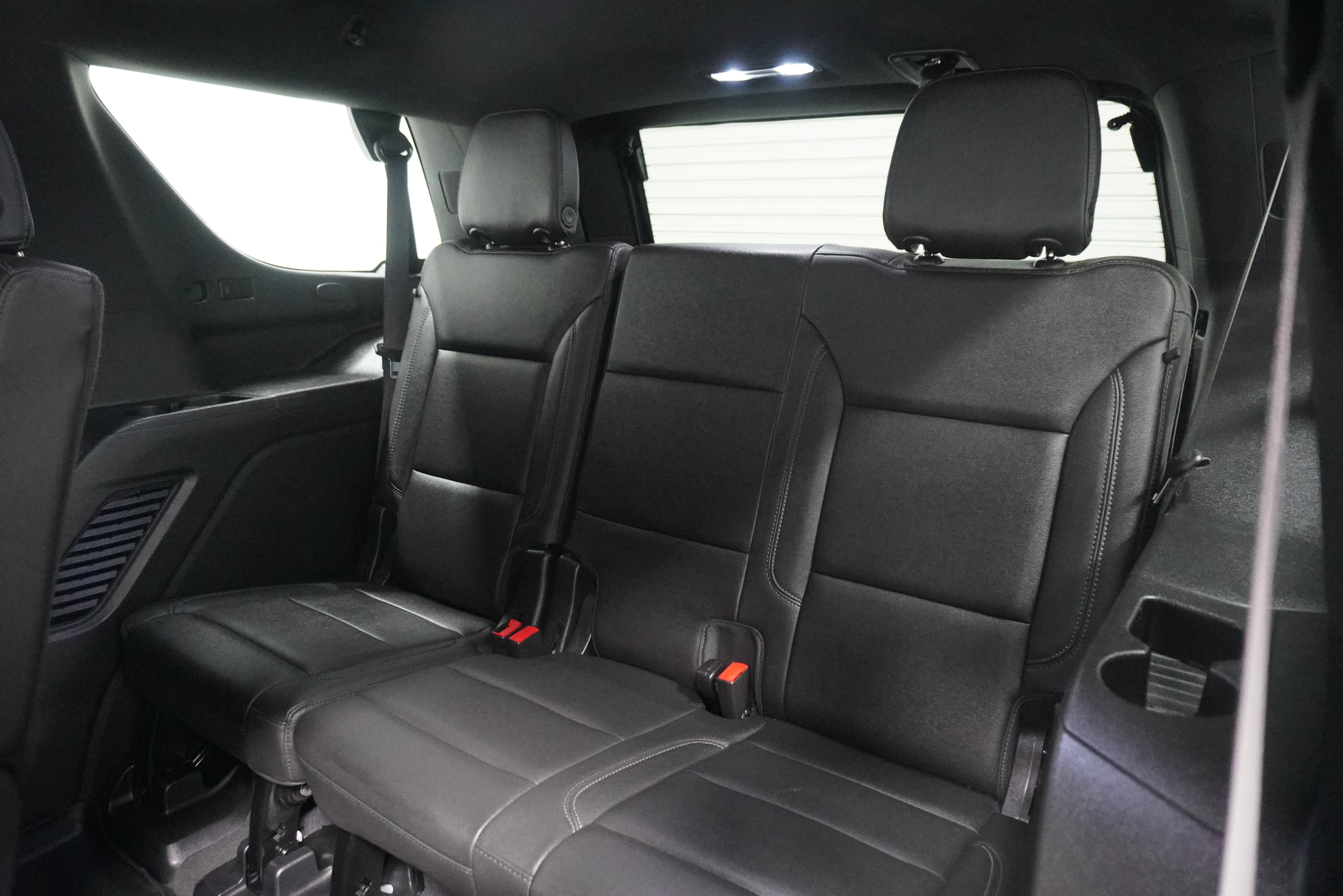 Used 2022 Chevrolet Tahoe LT w/ Luxury Package AWD/4WD image 13