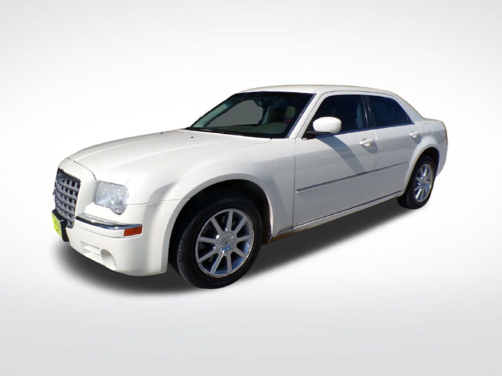 Used 2008 Chrysler 300 Limited AWD/4WD image 2