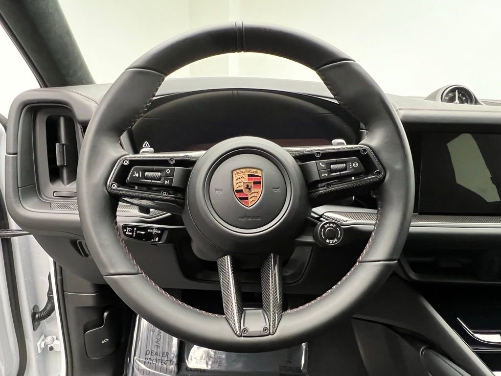 New 2026 Porsche Cayenne GTS image 7