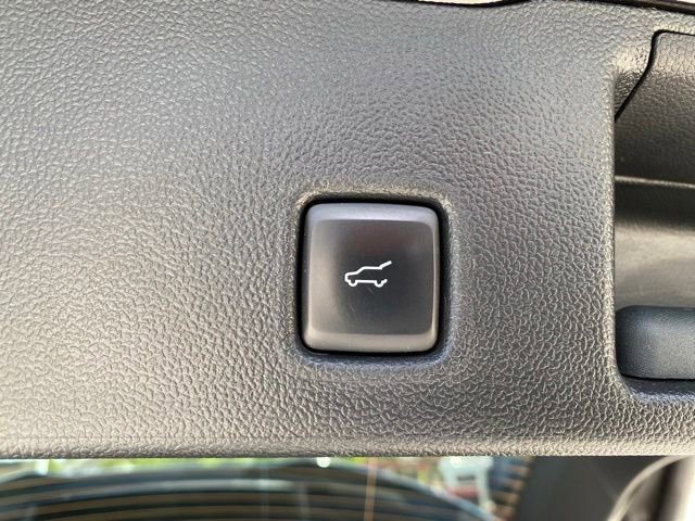 Used 2023 Ford Escape ST-Line w/ Tech Pack #1 AWD/4WD image 7