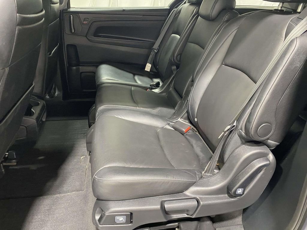 Used 2023 Honda Odyssey Touring image 12