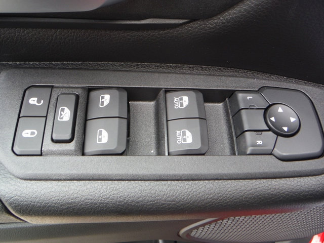 New 2026 RAM 1500 Express AWD/4WD image 5