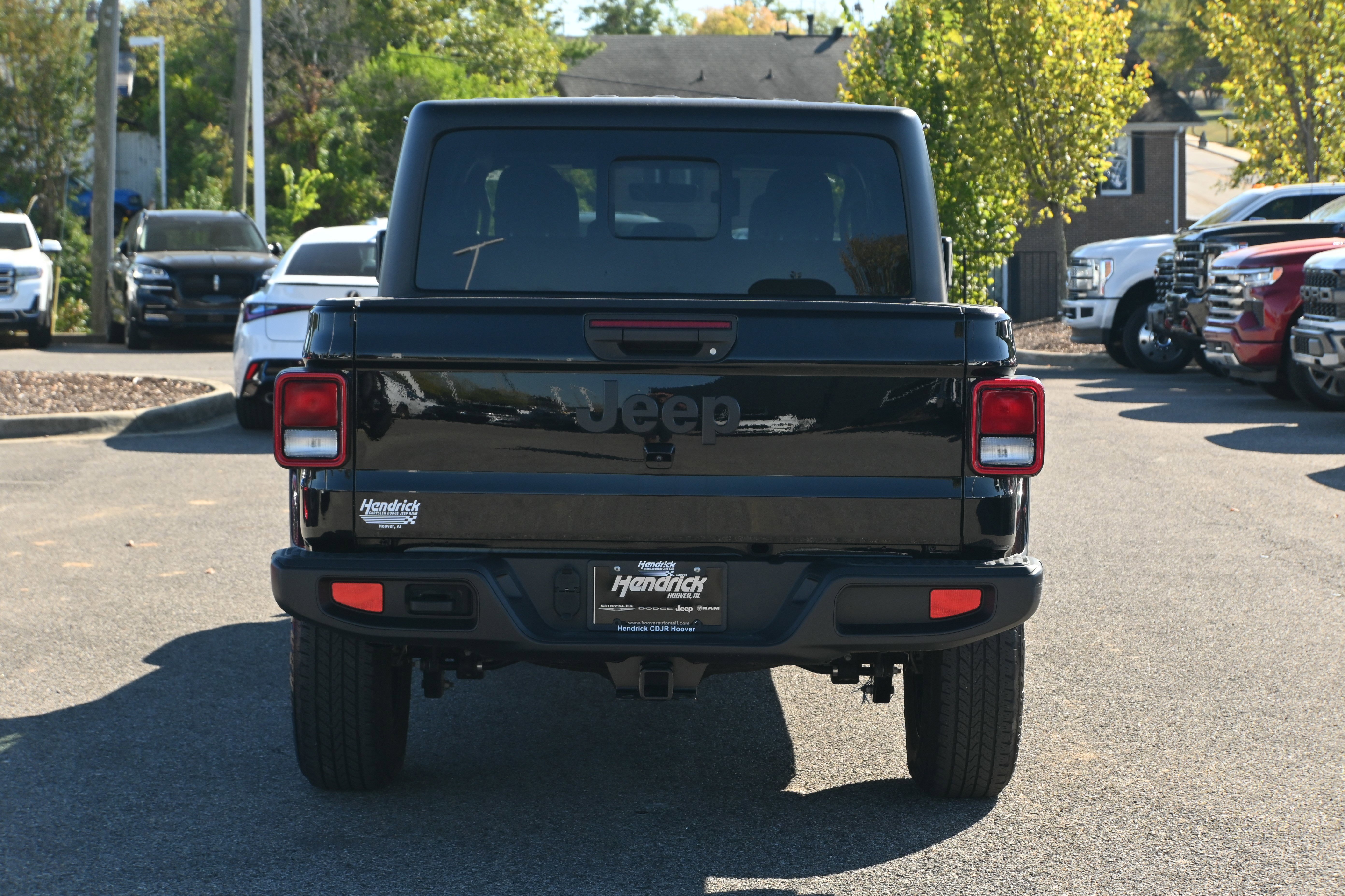 Used 2022 Jeep Gladiator Sport image 12