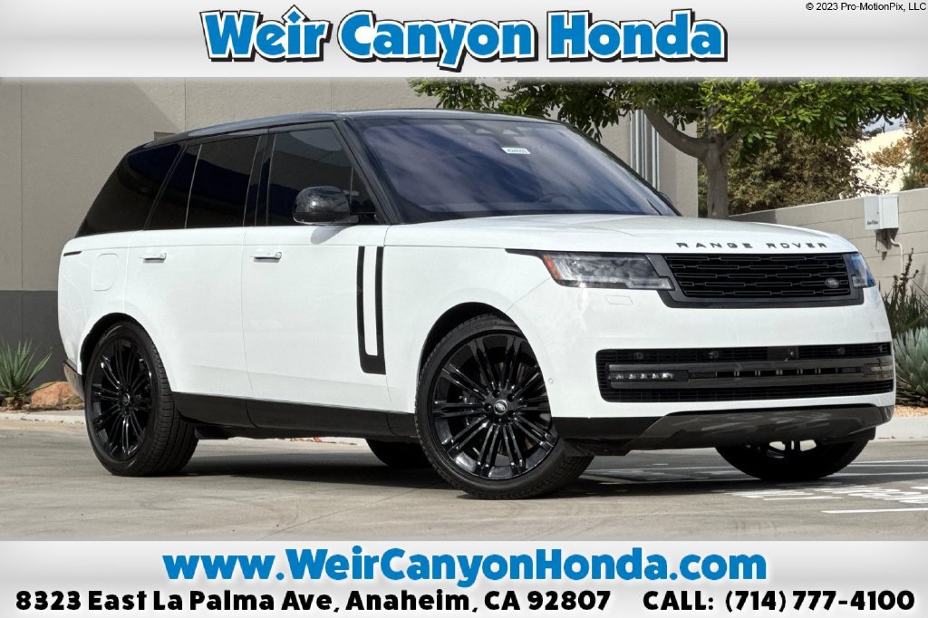 Used 2023 Land Rover Range Rover SE AWD/4WD image 1