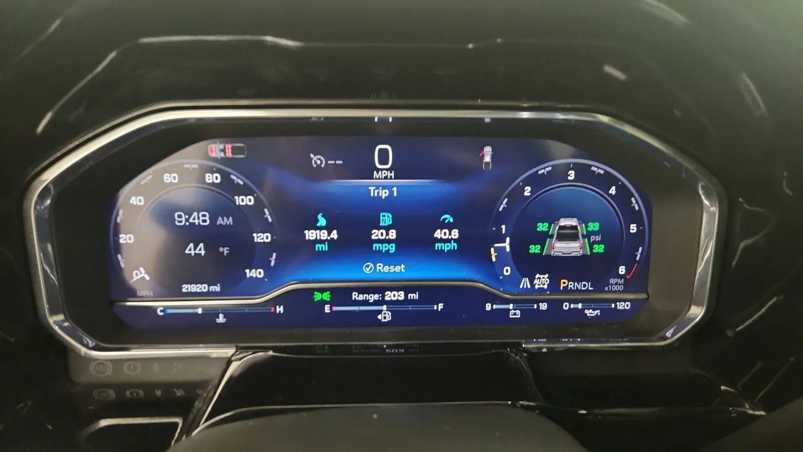 Used 2025 Chevrolet Silverado 1500 LT image 25