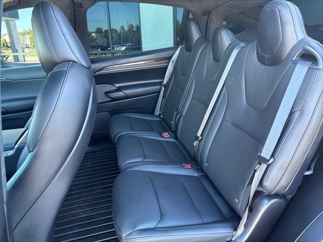 Used 2025 Tesla Model X AWD/4WD image 14