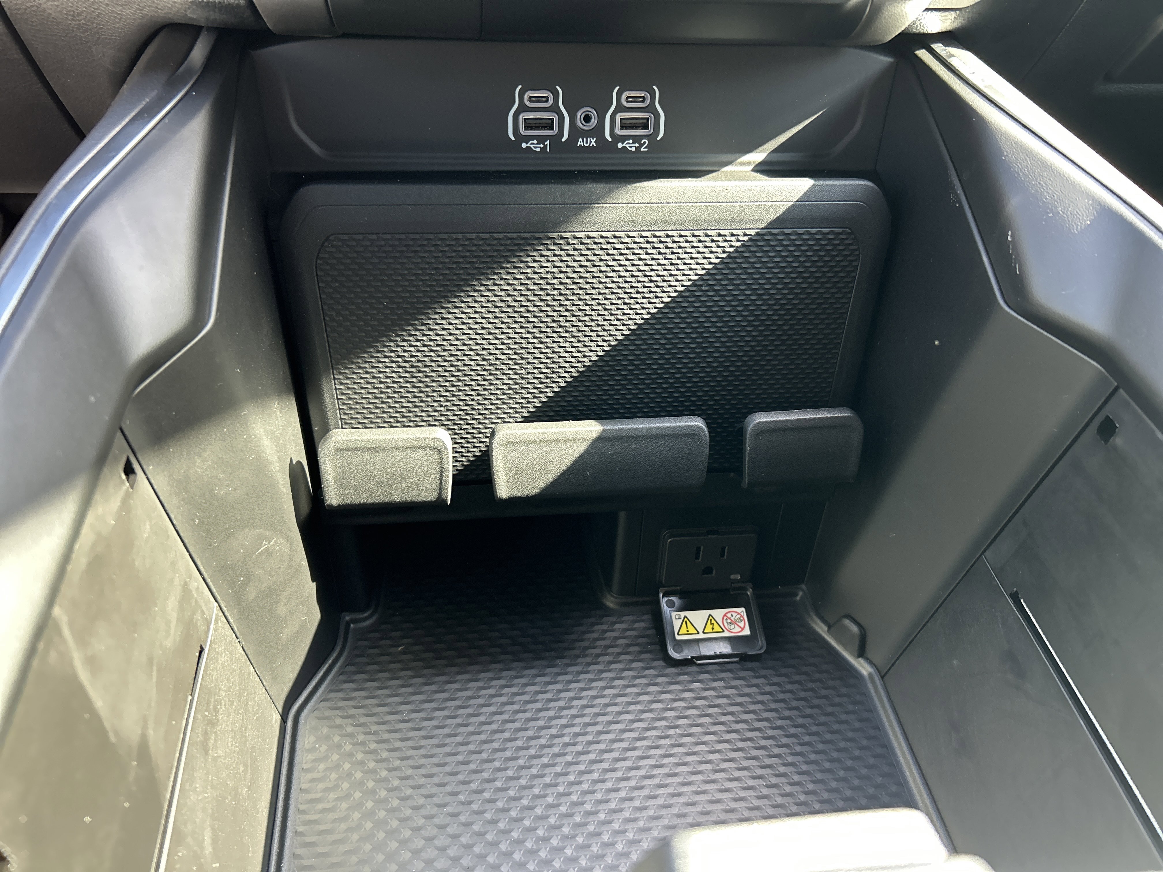 New 2026 RAM 1500 Big Horn w/ Night Edition image 23