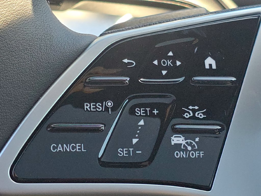 New 2026 Mercedes-Benz GLB 250 4MATIC image 35