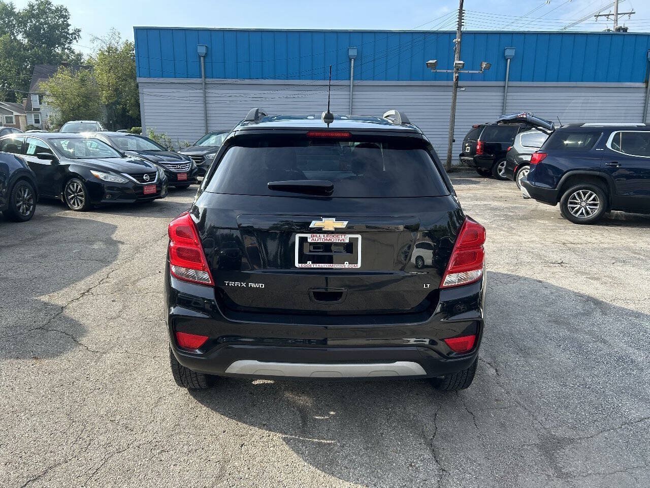 Used 2019 Chevrolet Trax LT w/ LT Convenience Package AWD/4WD image 11