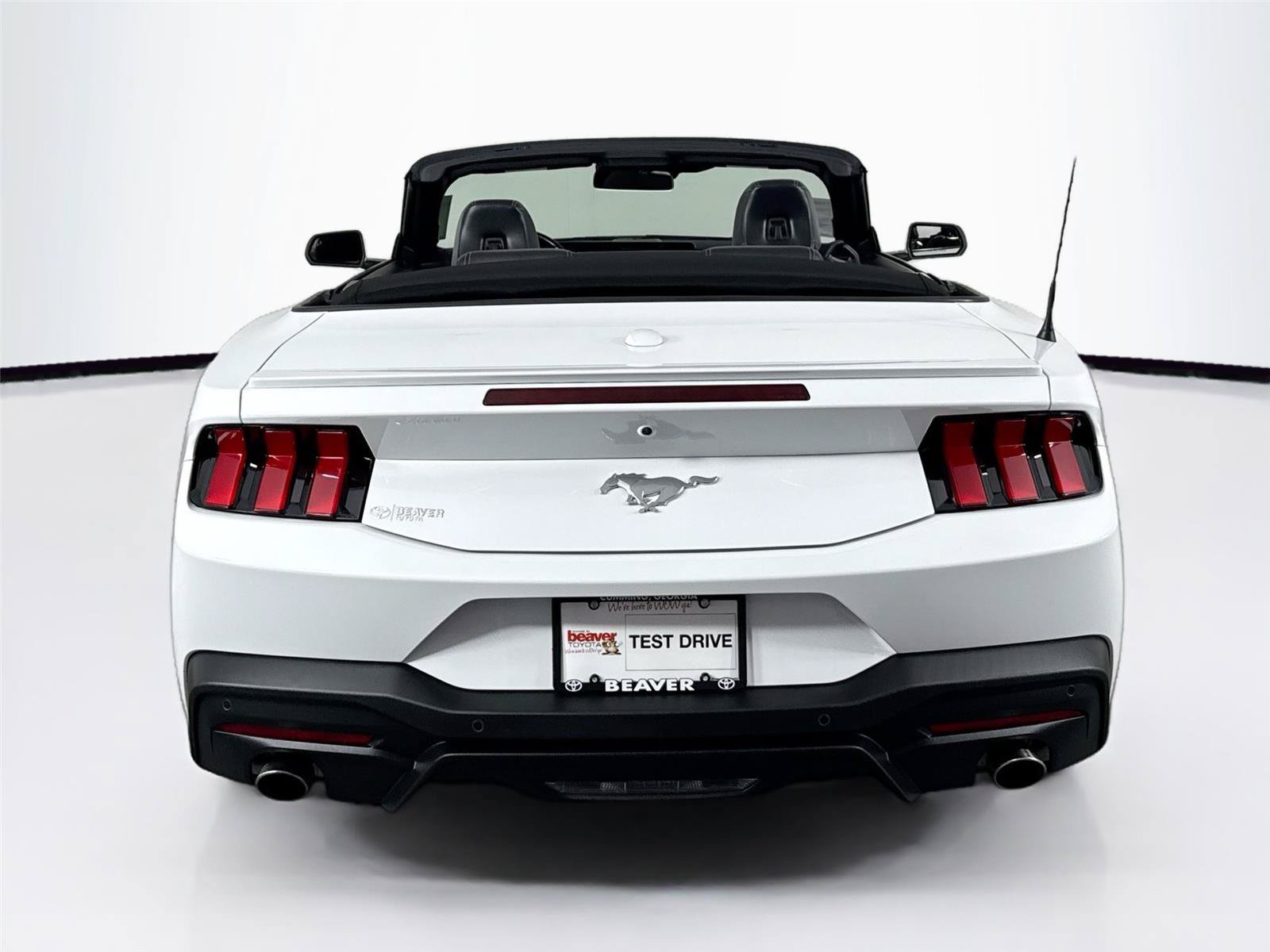 Used 2025 Ford Mustang Premium RWD image 15