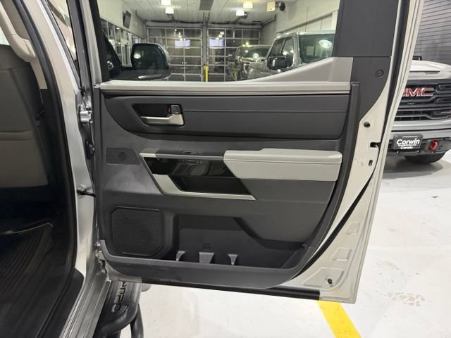 Used 2023 Toyota Tundra Limited AWD/4WD image 39