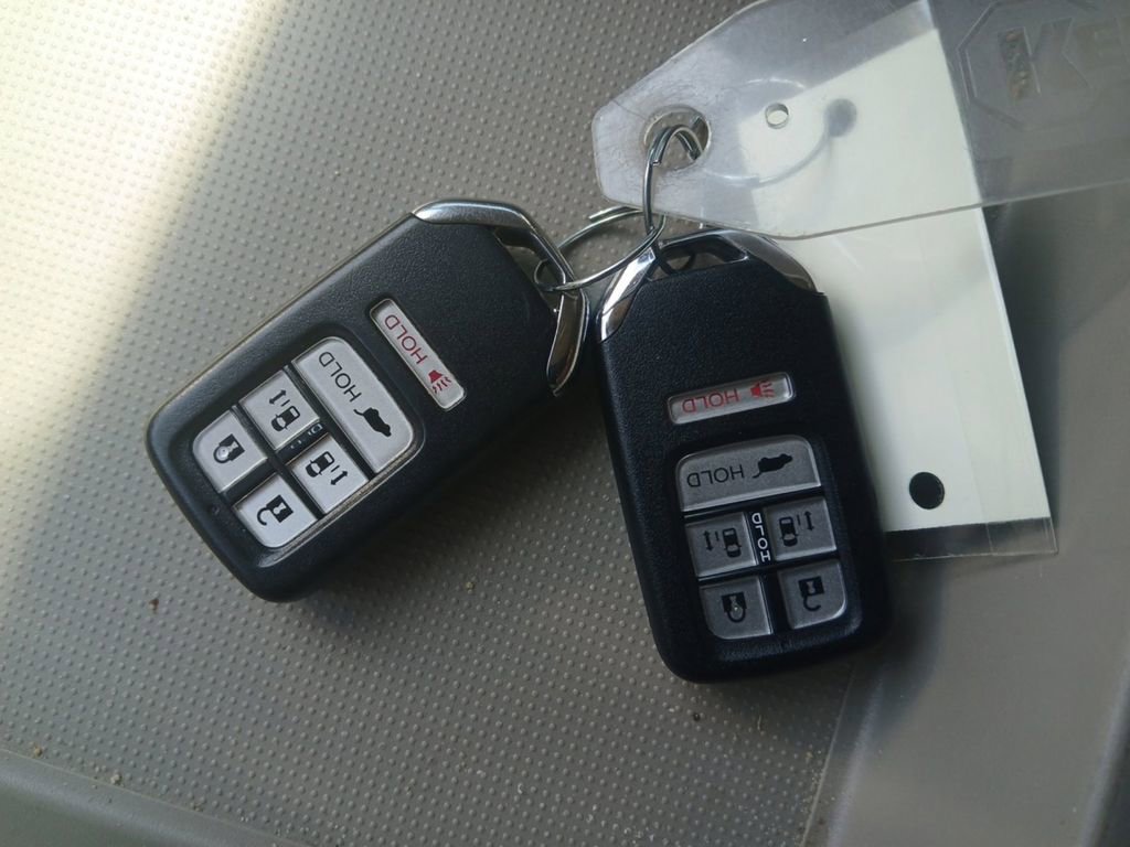 Used 2015 Honda Odyssey EX-L image 6