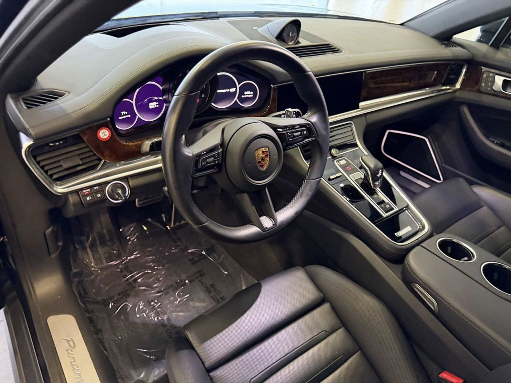 Certified 2023 Porsche Panamera 4S AWD/4WD image 4